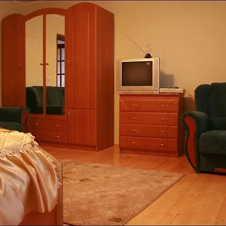 Konukevi Panorama Yaremche