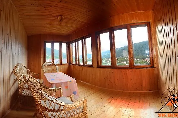Panorama Πανσιόν Γιαρέμτσε